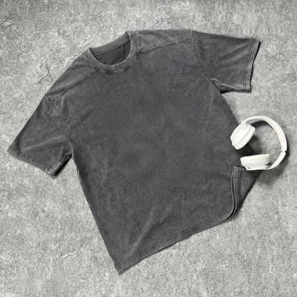 Unisex Graphic T-Shirt – Z335
